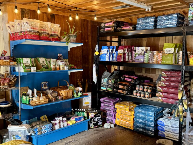 A local favorite in a 1900s train depot! Quality feed, deluxe bird seed, garden & grass seeds, local goods, fresh bouquets & gift shop.